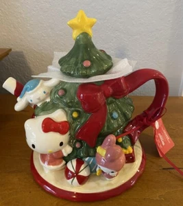 BLUE SKY HELLO KITTY Keramik Weihnachtsbaum Teekanne Neu mit Etikett - Bild 1 von 8