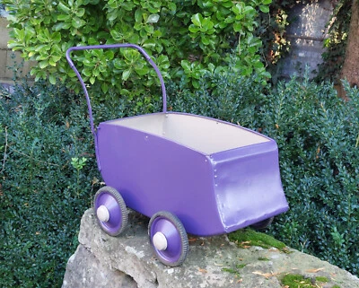 Ancienne poussette de poupée RESTAUREE / jouet enfant / collection jouets ancien - Photo 1/4