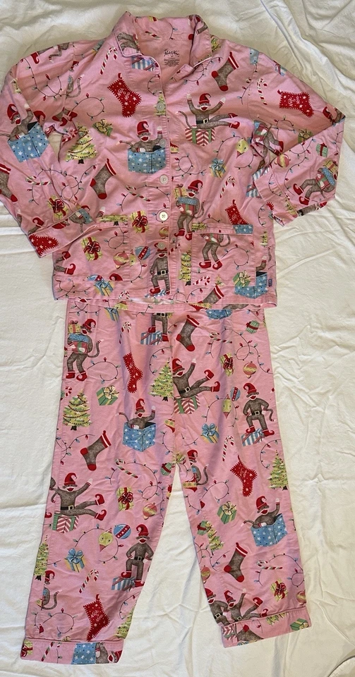 Nick & Nora Calcetín Franela Rosa Mono Navidad PJ’s Mediano Usado en Excelente Condición.  Foto 1 de 4