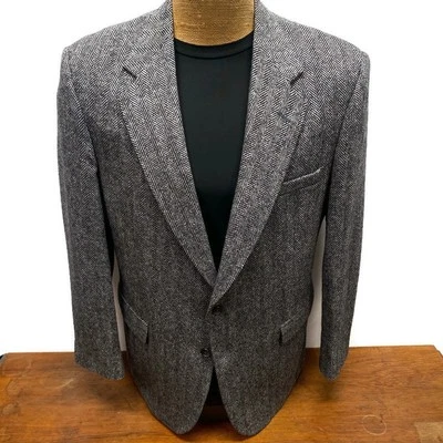 Towncraft 100% Shetland Wool Gray Herringbone Men 44L Blazer 2 Button Sport Coat - Image 1 of 4