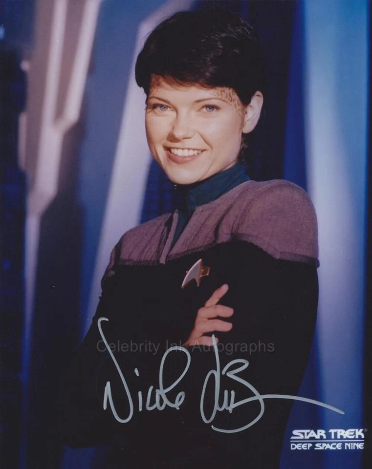 NICOLE DE BOER as Ezri Dax - Star Trek: DS9 GENUINE SIGNED AUTOGRAPH - Image 1 of 1