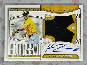 2025 Panini Tesori Nazionali Konnor Griffin Firme Colossali #CMA-KG /99 - Foto 1 di 2