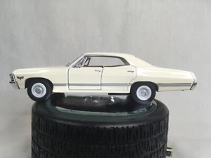 Kinsmart - 1:43 Scale 1967 Chevrolet Impala - OPENING DOORS! - Picture 1 of 10