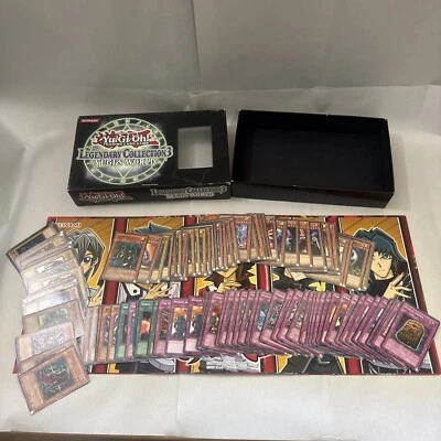 YUGIOH LEGENDÄRE SAMMLUNG 3 YUGI'S WORLD Special Edition Box Set - mit KARTEN - Bild 1 von 4