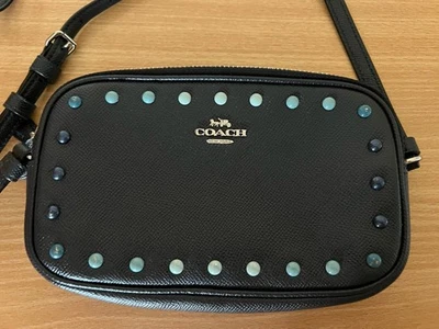 Autêntica COACH - F34315 tiracolo meia-noite couro marinho bolsa de ombro rebites arco-íris - Imagem 1 de 4