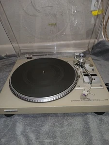 Pioneer PL-540 Quartz-PLL Automatic Return Turntable Record Player Made in Japan - Picture 1 of 18