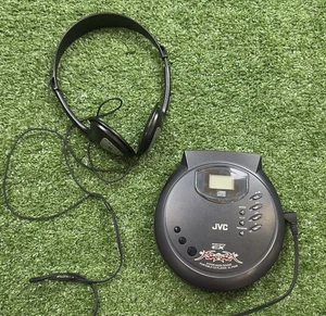 JVC Hyper Bass CD Player XL-PG39BK With JVC Headset Not Working - Picture 1 of 5