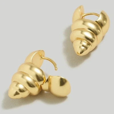 NWT Madewell Vintage Gold Cone Shell Stud Earrings Chunky Recycled Brass NQ033 - Image 1 of 4