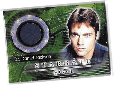 Stargate SG-1 Premiere Édition - C2 " Dr Daniel JACKSON " Costume Carte - 2001 - Image 1 of 3