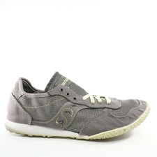 saucony slip on shoes