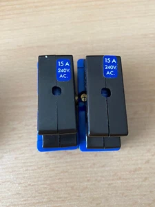 WYLEX HRC Cartidge Fuse Assembly 15Amp (Blue) x 2 Complete With Base Shields - Picture 1 of 5