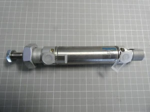 Festo Normzylinder DSNU-25-50-PPV-A; 19246 L108 - Bild 1 von 4