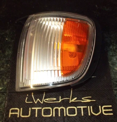 97-01 USDM OEM Infiniti QX4 R50 canto frontal 216-63526 conjunto de lâmpada de luz L DV - Imagem 1 de 4