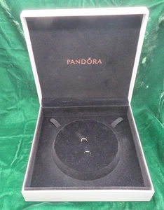 Original Pandora White Leather Necklace Presentation Gift Box 6 x 6 x 1-5/8 - Picture 1 of 5