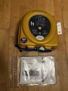 HeartSine Samaritan Pad Sam P350 Expiry 2026 with carry case and first aid kit - Picture 1 of 11