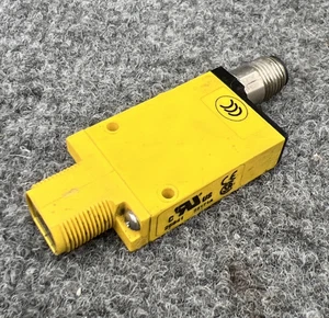 Banner SM2A312DQD Mini-beam Photoelectric Sensor 24-240v-ac Used - Picture 1 of 13