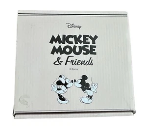 Mickey Mouse und Minnie Mouse all we have is love Metallbecher NEU - Bild 1 von 4