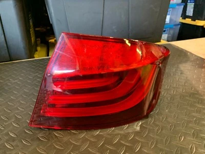 BMW 2011-2013 F10 LUZ TRASERA DERECHA LADO PASAJERO EXTERIOR LÁMPARA LED OEM 59K Foto 1 de 4