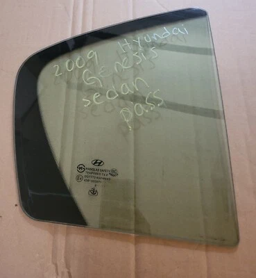 Hyundai Genesis 2009-2014 sedán de 4 puertas pasajero ventilación lateral derecha cuarto de vidrio Foto 1 de 2