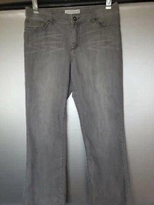 Chicos Short Black Gray Platinum Denim Ultimate Fit Slim Leg Jean Size 1. 5 - Picture 1 of 6
