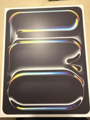 iPad Pro 13 Inch M5 8th gen esr keyboard case and Apple Pencil pro bundled. - Image 1 of 2