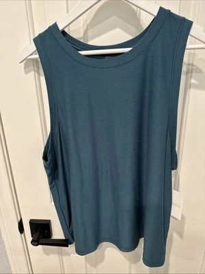 Nuevo con etiquetas Beyond Yoga Peso Pluma Ojo Espaciado Músculo Equilibrado Tanque, Verde azulado/azul, Talla L Foto 1 de 2