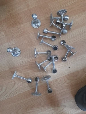 Staffa di supporto asta terminale portasciugamani 19 mm cromata X18+,vite - Immagine 1 di 4