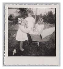Aken (Elbe) 1946 - 3 Mädchen mit Puppenwagen - Altes Foto 1940er