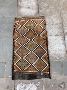 Decorative chuval rug fragment worned rug boho home wall decor - Picture 1 of 2