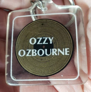 Ozzy Ozbourne Abanico Llavero Mochila Cartera FOB Cesta de Pascua Regalo - Imagen 1 de 3