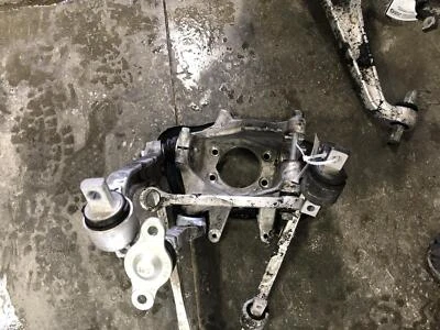 2018 LAMBORGHINI HURACAN PERFORMANTE RIGHT REAR KNEE SUSPENSION ASSEMBLY - Image 1 of 4