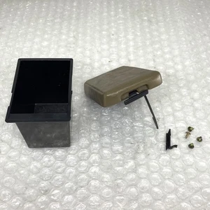 Floor Console Lid And Box for Mitsubishi PAJERO SHOGUN L042G 2.6 - Picture 1 of 12