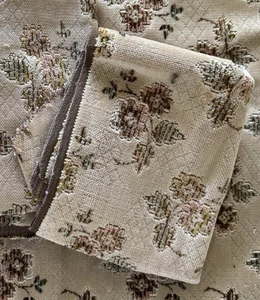 Vtg Wool Floral Diamond Tapestry Remnants Warm Beige Natural Fibers Cottagecore - Picture 1 of 4