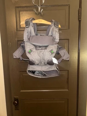 Portabebés Nuna Cudl Thunder Foto 1 de 4