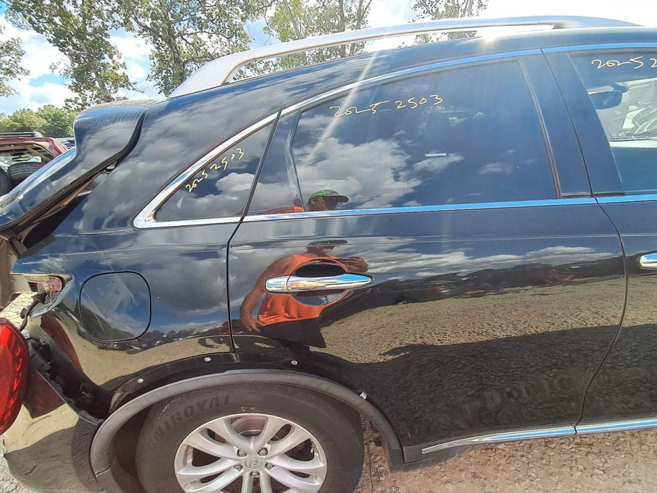 (LOCAL PICKUP ONLY) Passenger Right Rear Side Door Fits 09-13 INFINITI FX SERIES - Image 1 of 3