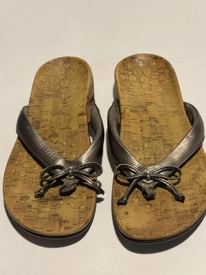 VIONIC Cassie Peltre Ortopédico Tanga Chanclas Sandalias con Lazo Mujer Talla 10 Foto 1 de 4