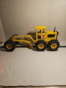 Vintage 1970's TONKA Yellow Metal Road Grader Tractor Truck 16210 - Picture 1 of 18