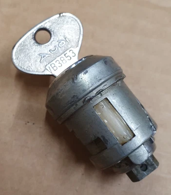 Schloss für Oldtimer Audi 60 80 100 mit Schlüssel - Schließzylinder 70er Jahre - Bild 1 von 4