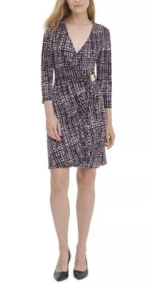 Vestido para mujer Calvin Klein estampado manga 3/4 imitación envolvente púrpura multi pequeño Foto 1 de 4