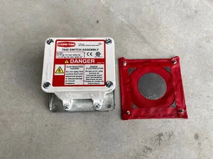Chore Time 7840 Switch Assembly 3/4hp / 215vac And 1-1/2 Hp / 230vac New - Picture 1 of 7