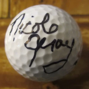 Bola de golf autografiada por golfista Nicole Jeray firmada Beta Ti Tech LPGA Tour - Imagen 1 de 3