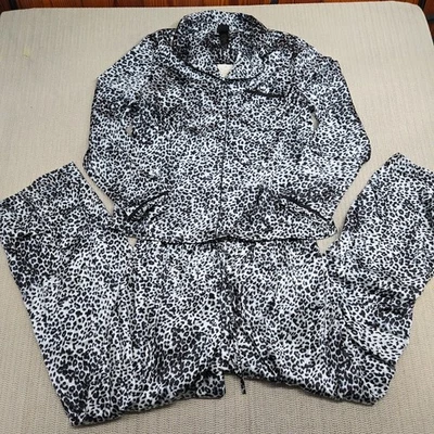 Secret Treasures Pajama Set Womens Large White Leopard Print Satin Shirt Pants - Image 1 of 4