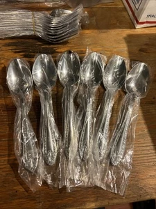NEW Reed And Barton Marie Antoinette Stainless Dinner Spoon Lot Of 6 - Picture 1 of 4