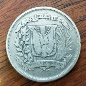 Dominican Republic Medio Peso (50 Centavos) 1952 90.0% Fine Silver - Picture 1 of 2