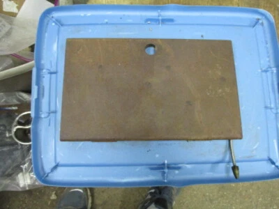 Porta caixa de luvas Cadillac 60 Series 1937 com dobradiças - Imagem 1 de 2