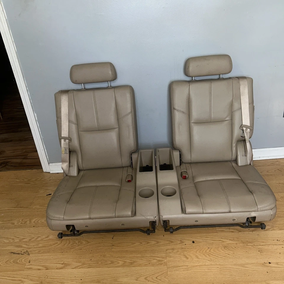 2007-2014 Tahoe 3-й ряд сидений пригородный GMC Yukon Escalade ткани с подстаканниками - Изображение 1 из 4