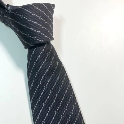 Corbata Hermès patrón H caballo corbata estrecha sin usar rara Foto 1 de 4