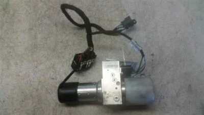 2015-2018 Audi A3 - Bomba hidráulica superior conversível - A375409011 - R293319 - Imagem 1 de 4