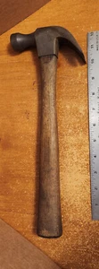 Vintage Vaughan 16 Oz Hammer Straight Claw Smooth  Wooden Handle 11" -- Lot 3057 - Picture 1 of 7