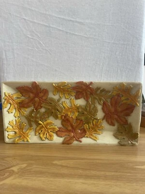 Colecciones ETC. Placa Hoja Elevada Rectángulo Beige Colores Otoño Foto 1 de 4